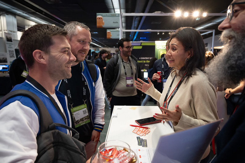 Échanges sur un stand